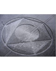 nr-34-eye-of-god-silbury-hill-uk-20015-ml